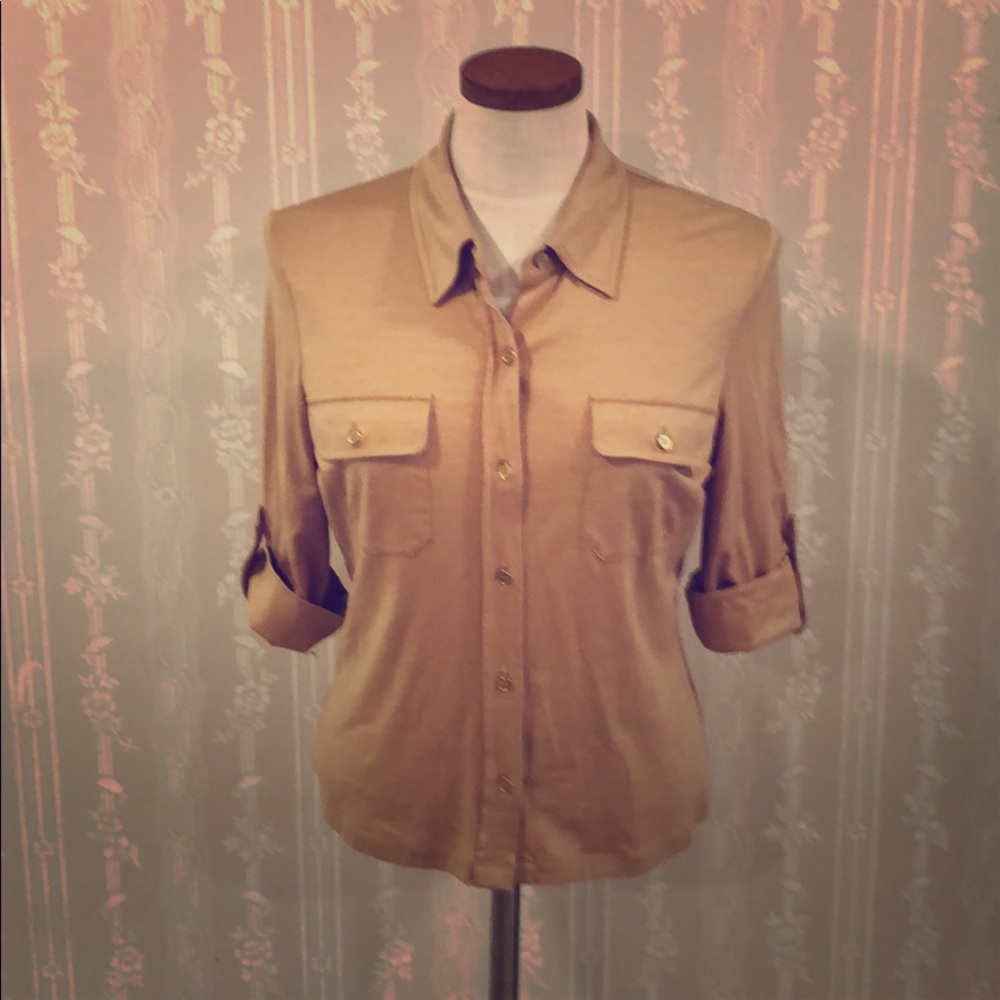 J McLaughlin tan shirt M